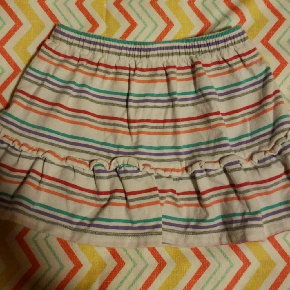 Little girls jeans and skirt size 3t